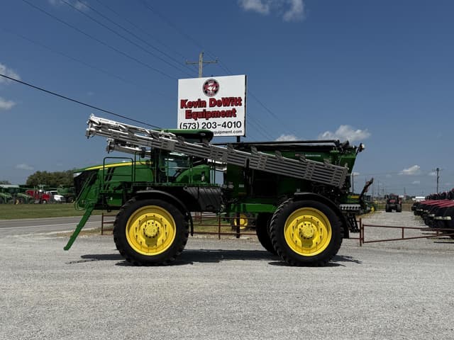 Image of John Deere R4045 equipment image 1
