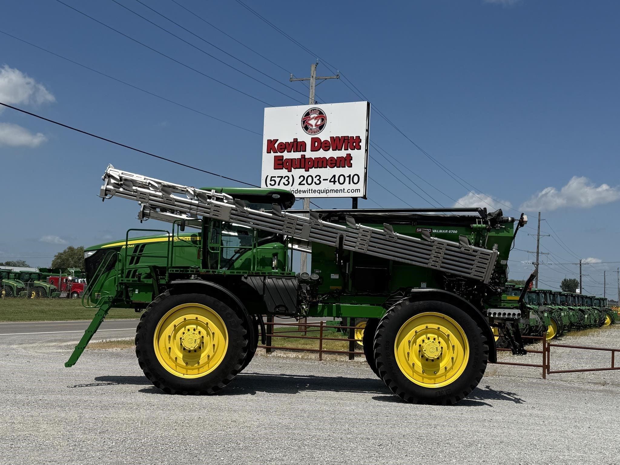 2021 John Deere R4045 Equipment Image0