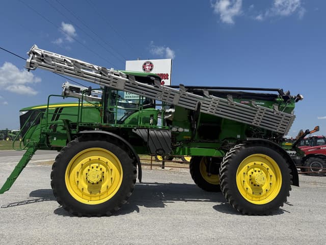 Image of John Deere R4045 equipment image 2