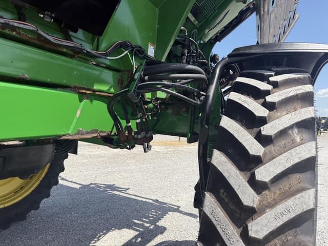 Image of John Deere R4045 equipment image 3