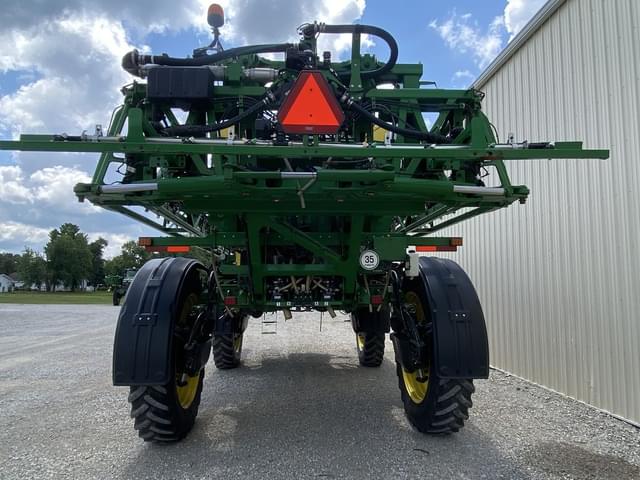 Image of John Deere R4045 equipment image 2
