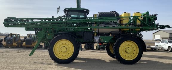 Image of John Deere R4045 equipment image 2