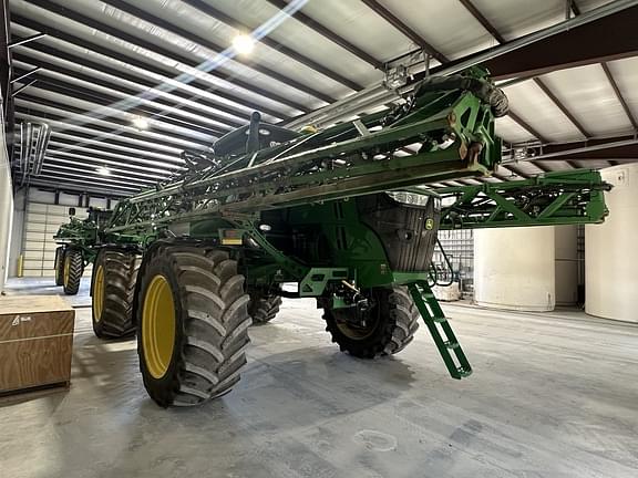 Image of John Deere R4045 equipment image 1