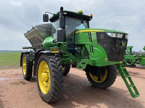 Main image John Deere R4045