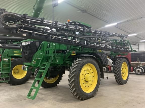 Image of John Deere R4045 equipment image 2
