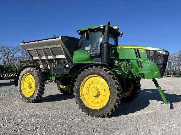 Image of John Deere R4045 equipment image 1