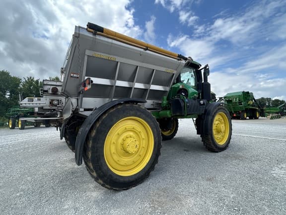Image of John Deere R4045 equipment image 1