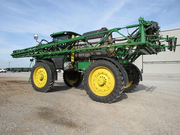 Image of John Deere R4045 equipment image 2