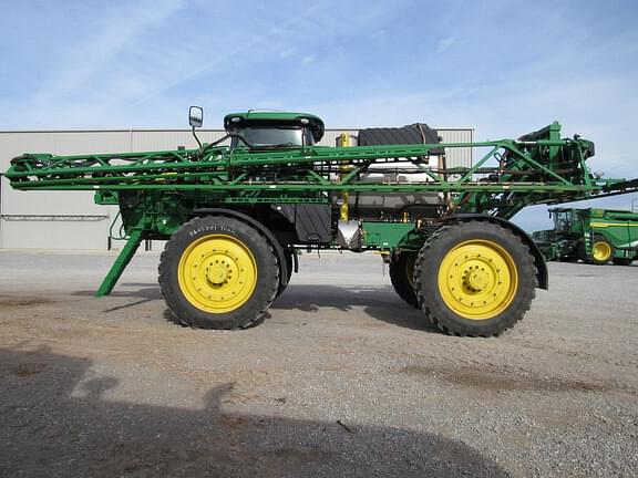 Image of John Deere R4045 equipment image 1