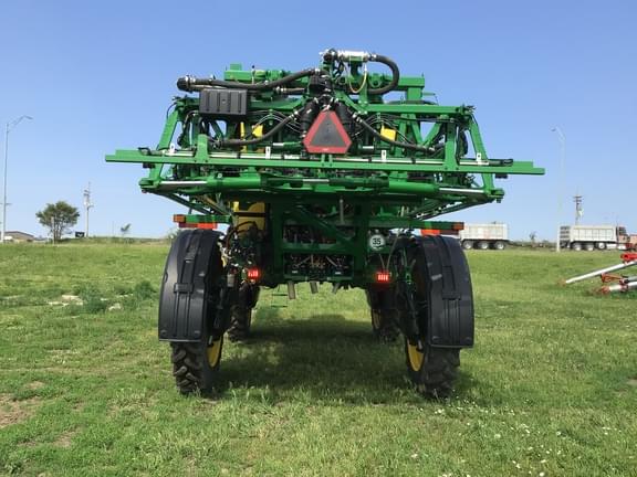 Image of John Deere R4045 equipment image 4