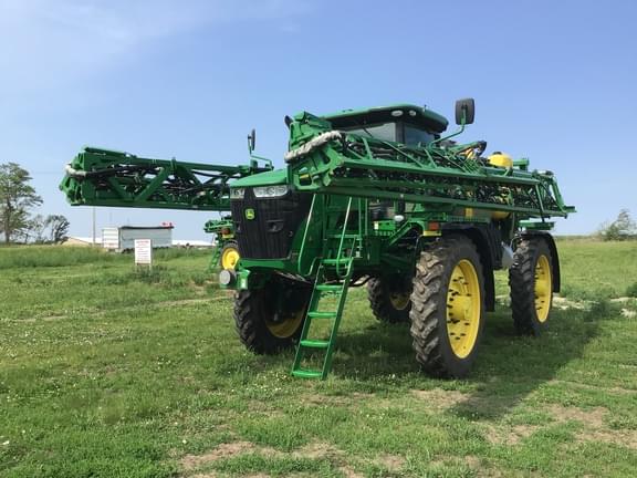 Image of John Deere R4045 equipment image 2