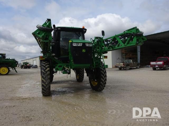 Image of John Deere R4045 equipment image 4