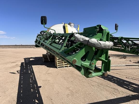 Image of John Deere R4060 equipment image 3
