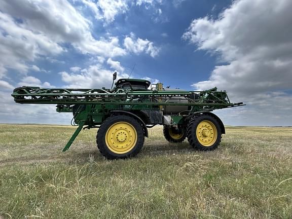 Image of John Deere R4060 equipment image 2