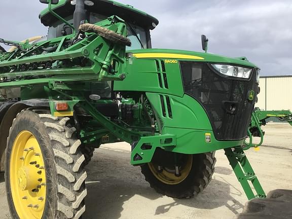 Image of John Deere R4060 equipment image 2