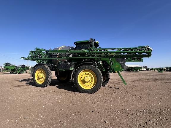 Image of John Deere R4060 equipment image 3