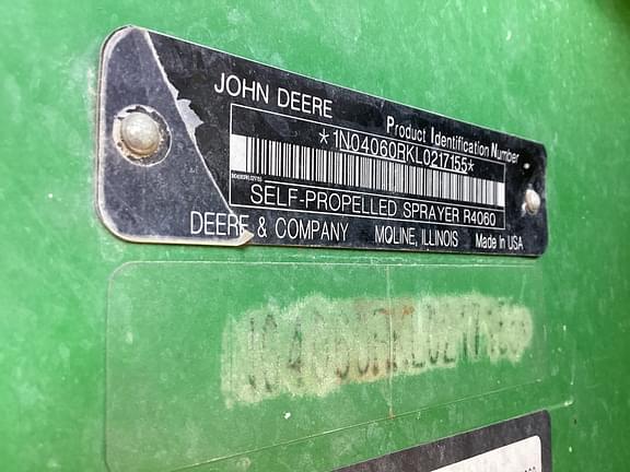 Image of John Deere R4060 equipment image 4