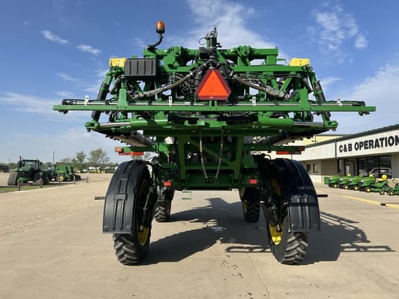 Image of John Deere R4060 equipment image 3