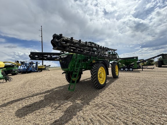 Main image John Deere R4060