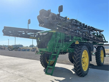 Main image John Deere R4060