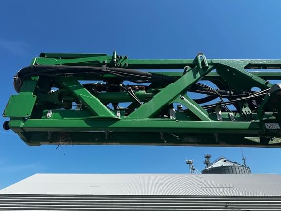 Image of John Deere R4060 equipment image 4