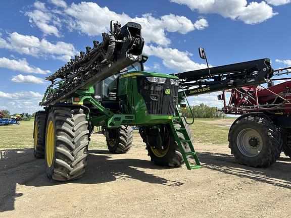 Image of John Deere R4060 equipment image 1