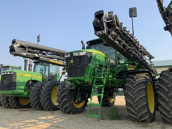 Image of John Deere R4060 equipment image 2