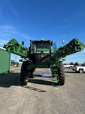 Image of John Deere R4060 equipment image 1