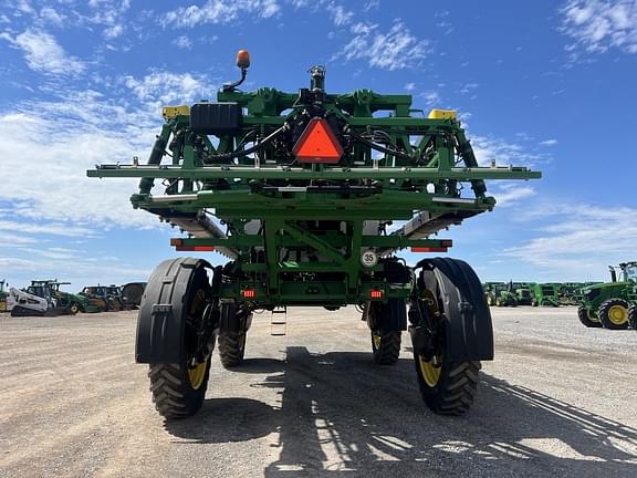 Image of John Deere R4060 equipment image 3