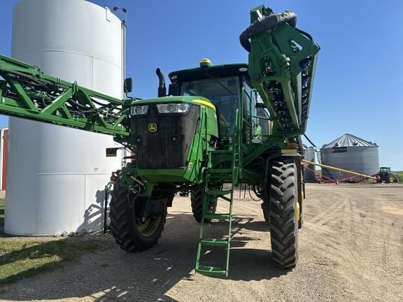 Image of John Deere R4060 equipment image 4