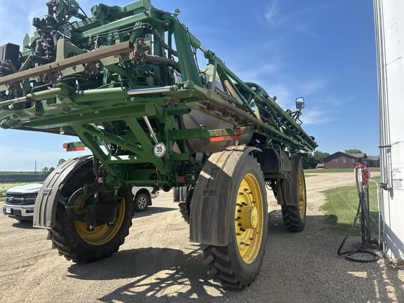 Image of John Deere R4060 equipment image 2