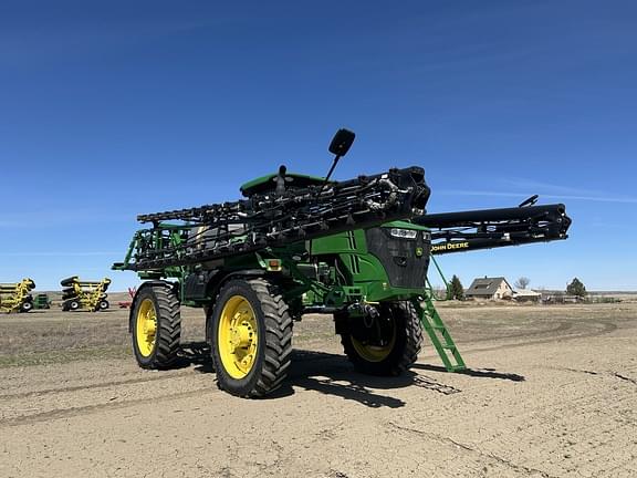Image of John Deere R4060 equipment image 1