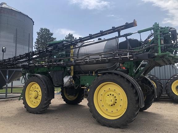 Image of John Deere R4060 equipment image 2