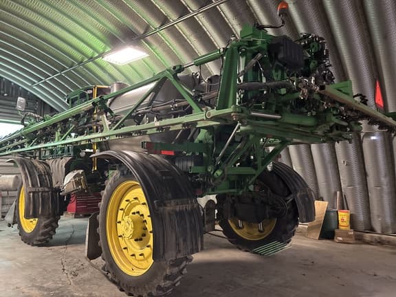 Image of John Deere R4060 equipment image 2