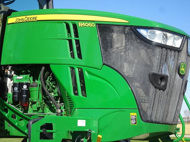 Image of John Deere R4060 equipment image 2