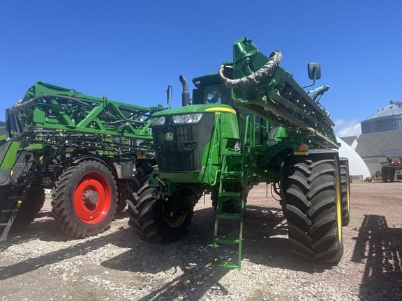 Image of John Deere R4060 equipment image 2