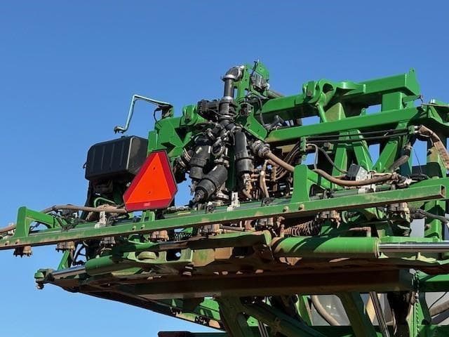 Image of John Deere R4060 equipment image 2