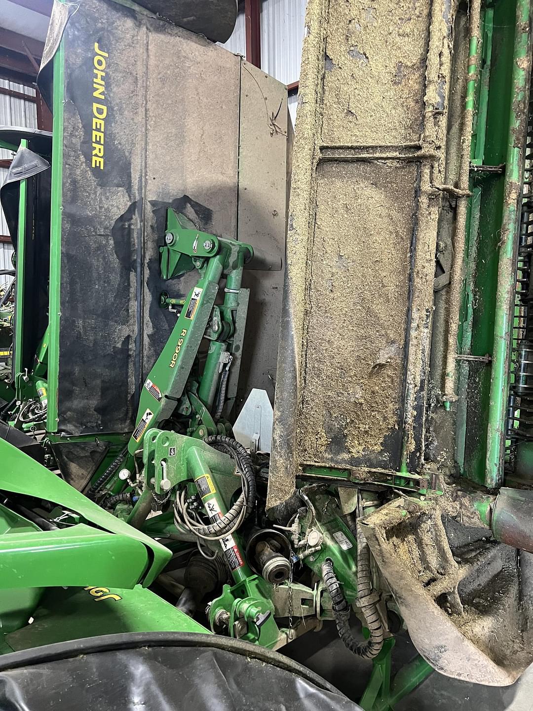 Image of John Deere R990R Primary image