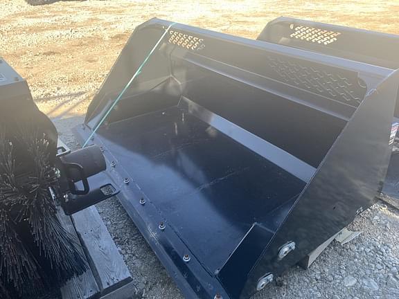 2021 John Deere RB84 Equipment Image0