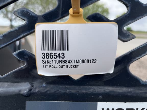 Image of John Deere RB84 equipment image 2