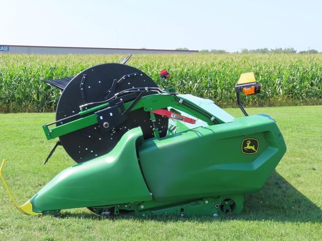Image of John Deere RD30F equipment image 1