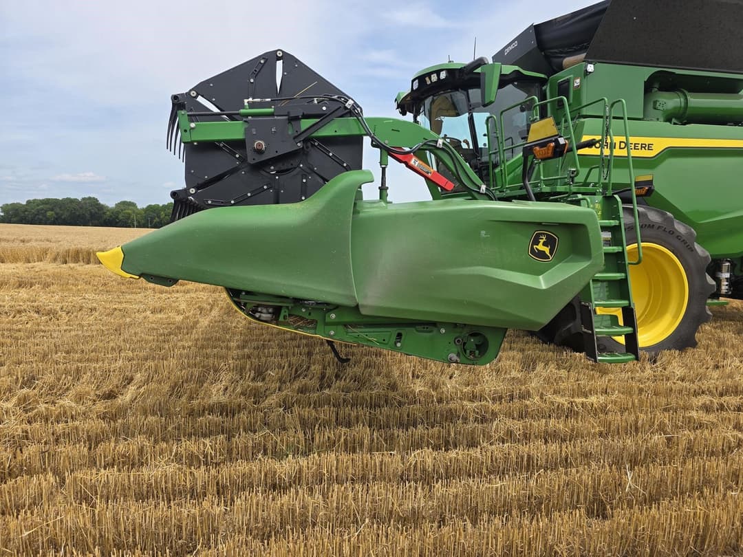Image of John Deere RD30F Primary image