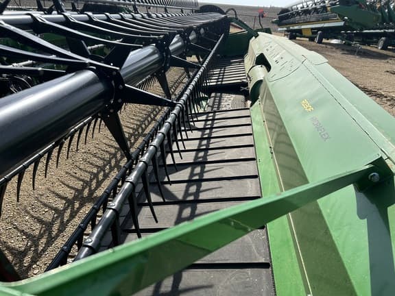 Image of John Deere RD30F equipment image 1