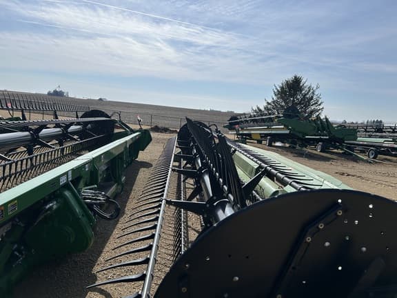 Image of John Deere RD30F equipment image 3