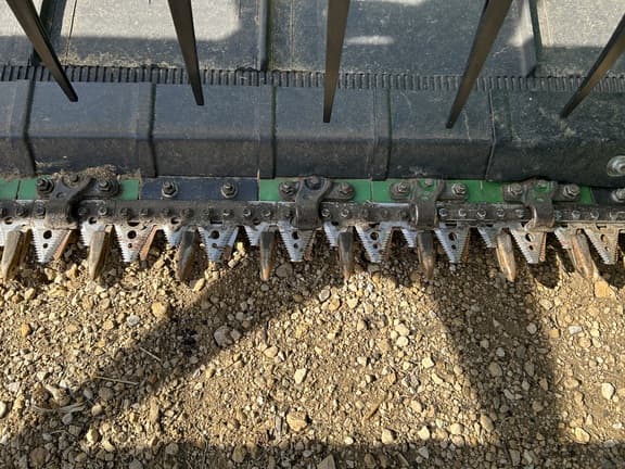 Image of John Deere RD30F equipment image 4