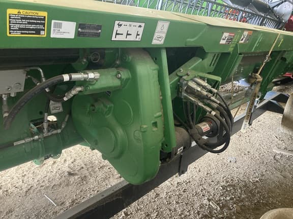 Image of John Deere RD30F equipment image 4