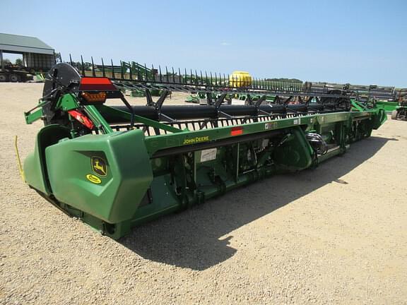 Image of John Deere RD35F equipment image 4