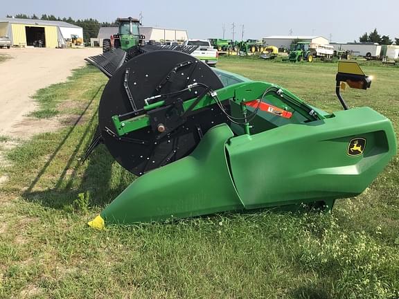 Image of John Deere RD35F equipment image 3