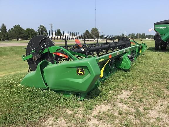 Image of John Deere RD35F equipment image 3