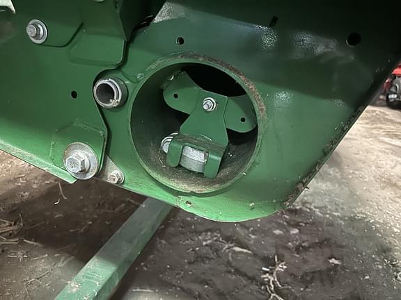 Image of John Deere RD35F equipment image 1